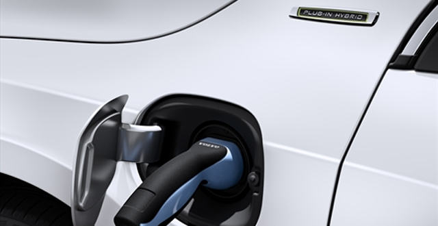 The electric and plug-in hybrid light passenger vehicles report (3rd edition)