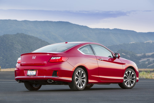  El totalmente nuevo Honda Accord Coupe obtiene las calificaciones de seguridad más altas en la clase mediana