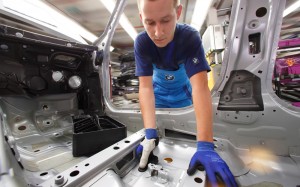 BMW Group’s Munich plant: Customized assembly support from the 3D printer (Industry 4.0)