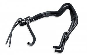 The new lightweight generation of oil and coolant hoses from ContiTech are mainly used in the engine peripherals. Foto: ContiTech