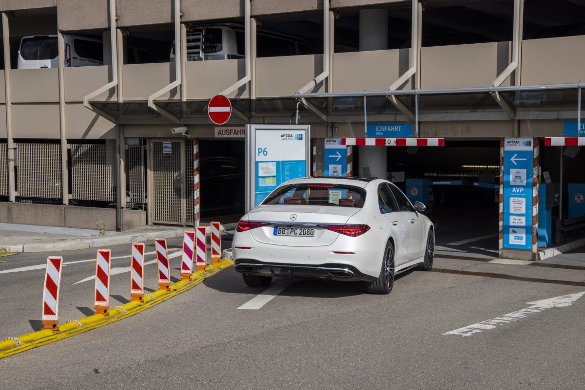 highly automated and driverless parking